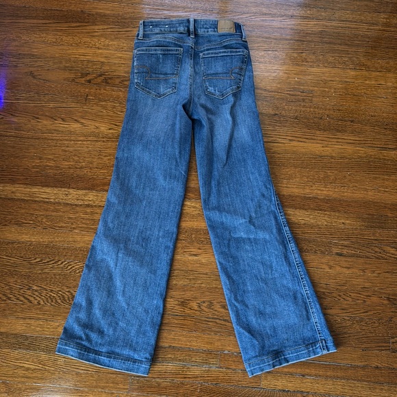 Women's Blue Jeans - Picture 5 of 6